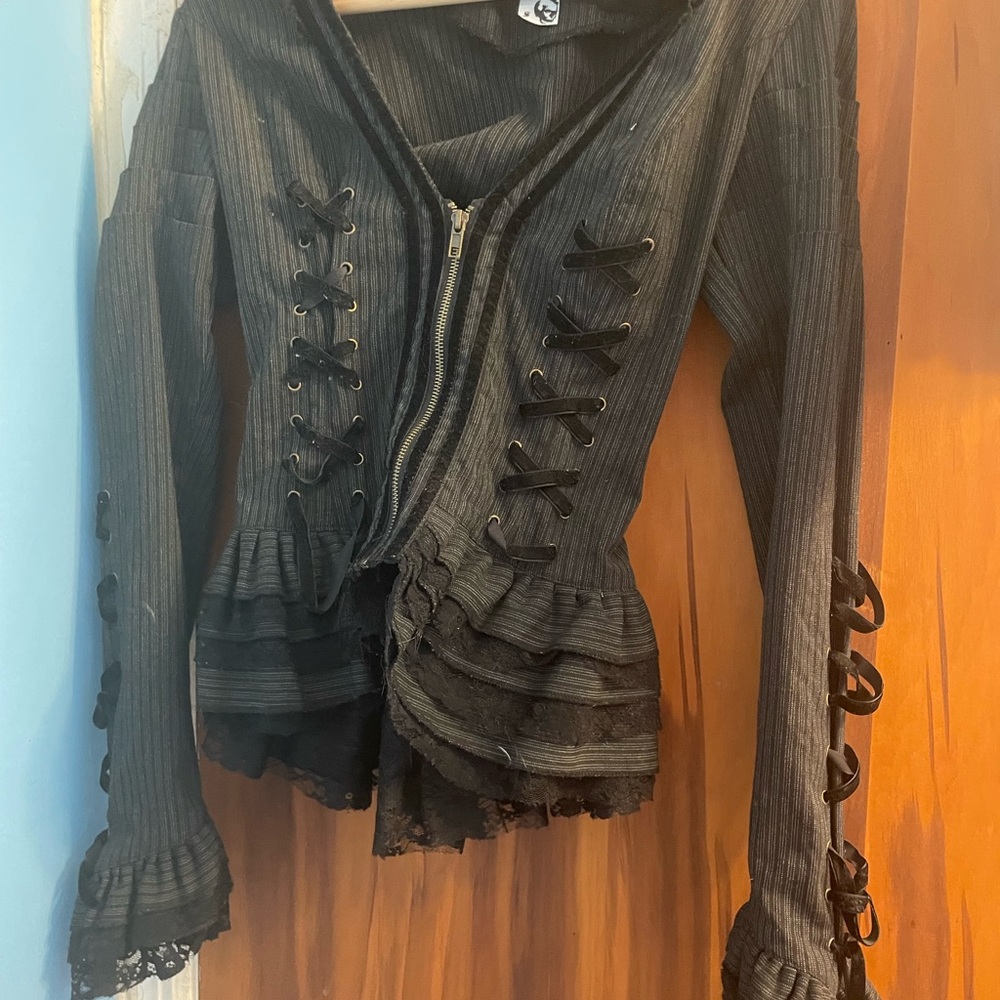 Spin Doctors Hottopic lace zip-up jacket